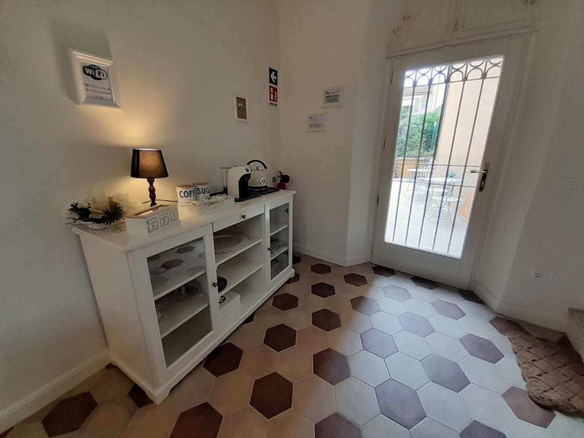 B&B Villino Luschi Pisa Centro Exterior foto