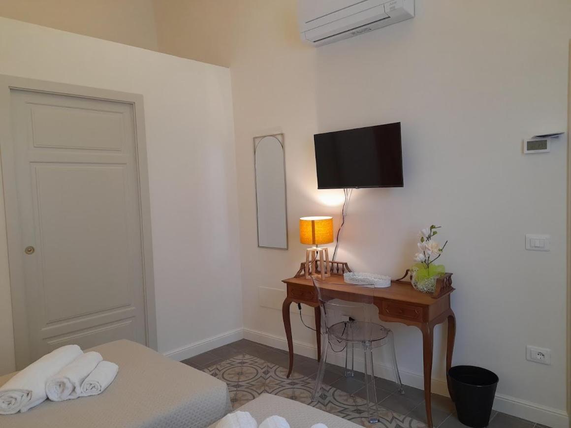 B&B Villino Luschi Pisa Centro Exterior foto